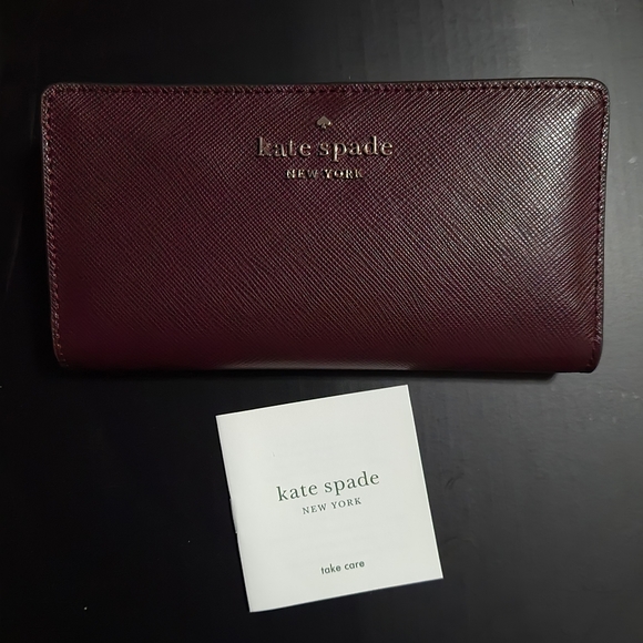 SOLD 💯% Authentic Brandnew - Picture 4 of 5